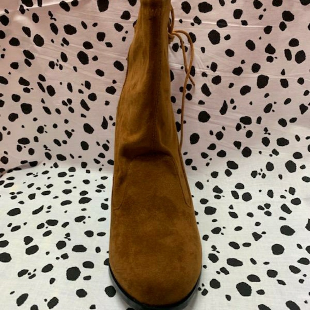 Boots💜 - Picture 3 of 3